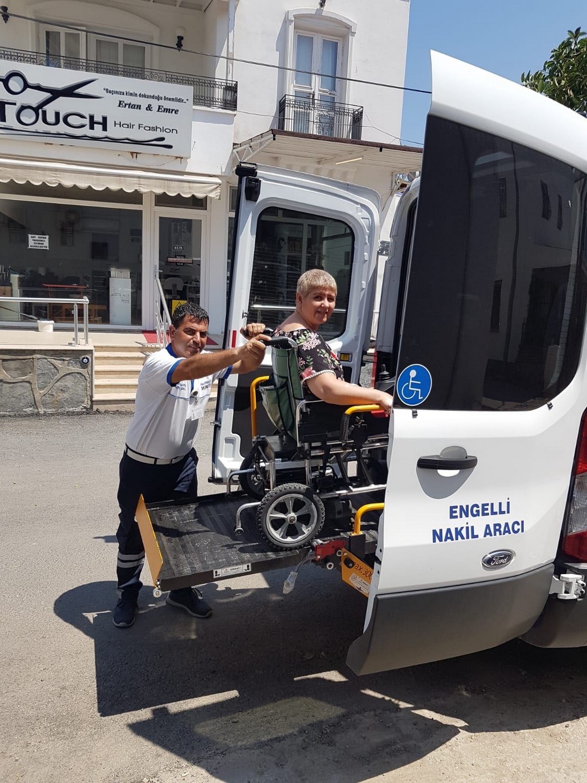 Engelli vatandaşları sandığa Büyükşehir ekipleri taşıyacak
