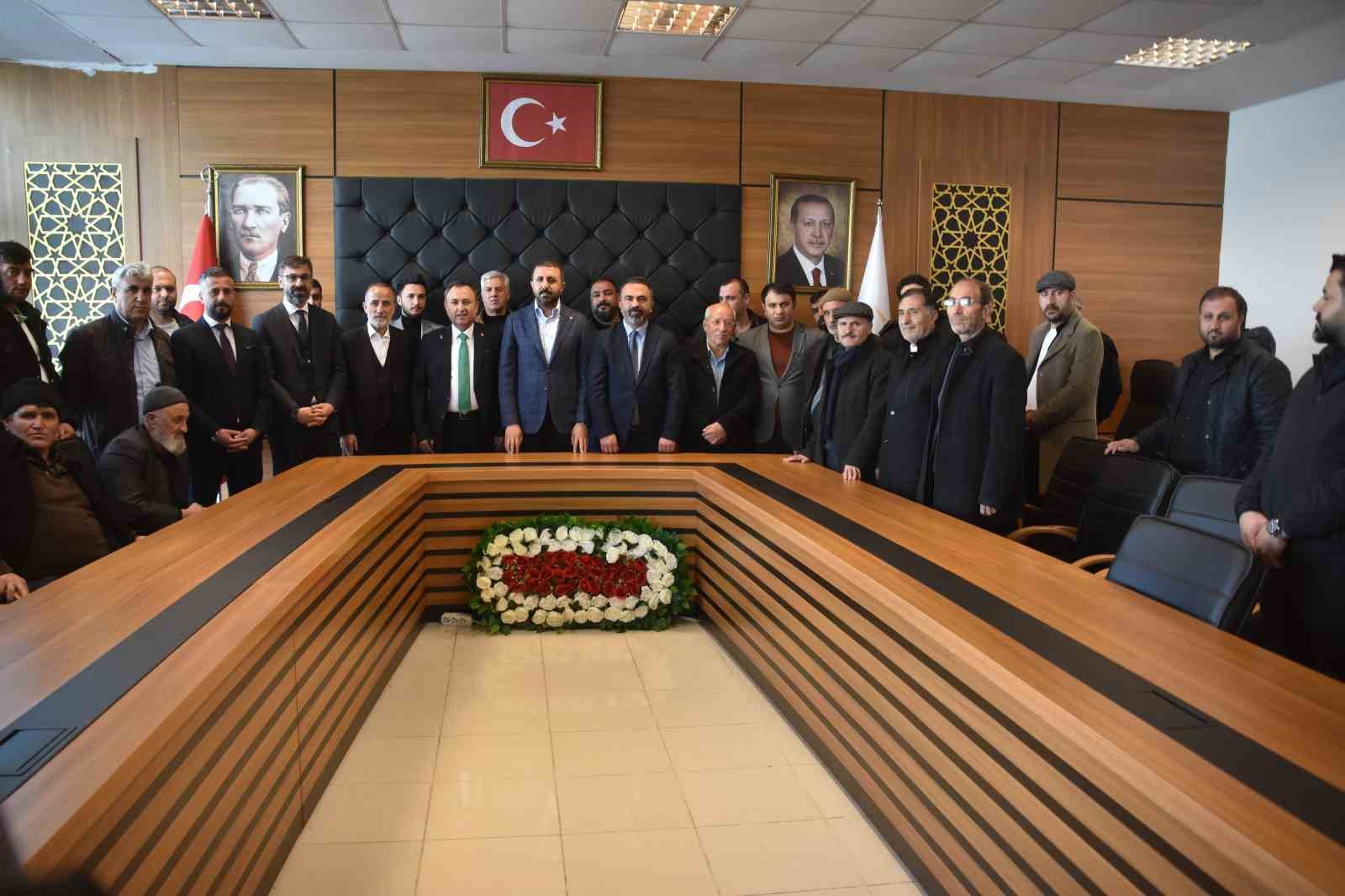 CHP Bitlis Belediye Başkan Adayı AK Parti’ye geçti
