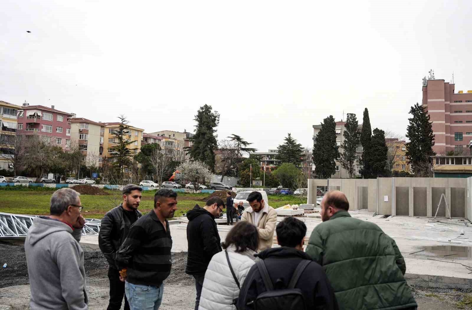 Bakırköy’de futbol sahasına yapılan tesis, belediye ile vatandaşı karşı kaşıya getirdi
