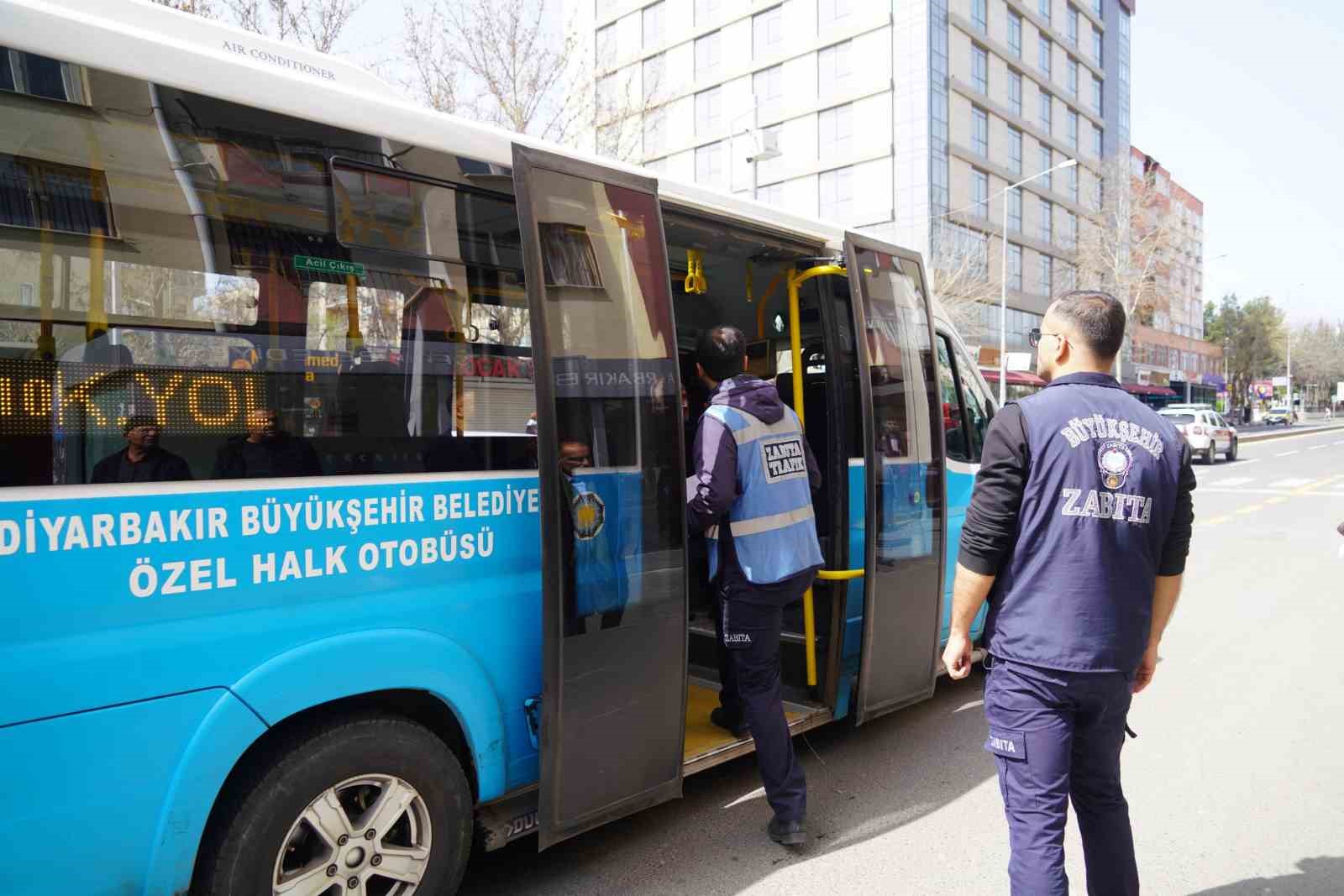 Diyarbakır’da zabıtadan toplu taşıma araçlarına abonman kart denetimi
