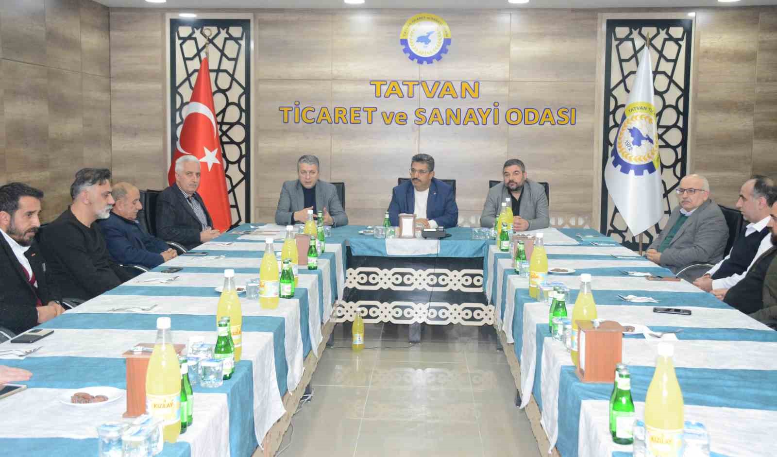 Ankara-Tatvan turistik tren seferleriyle ilgili istişare toplantısı yapıldı
