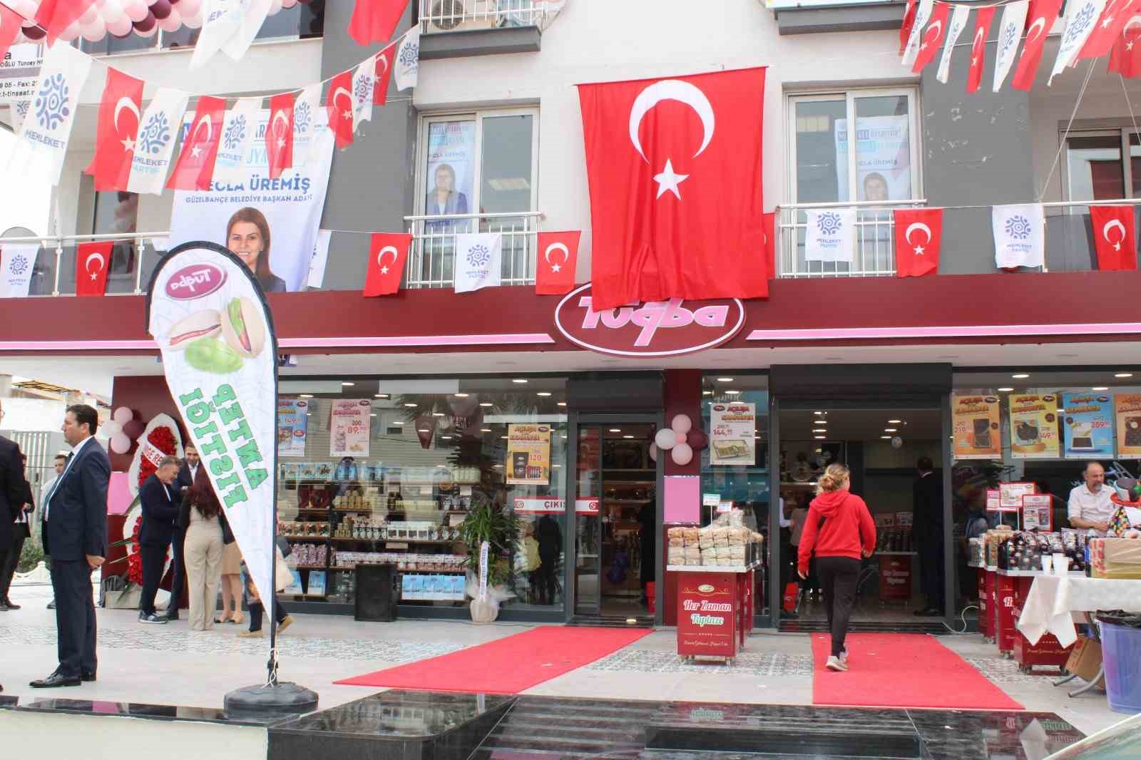 Tuğba Kuruyemiş, 116. şubesini İzmir Güzelbahçe’de açtı
