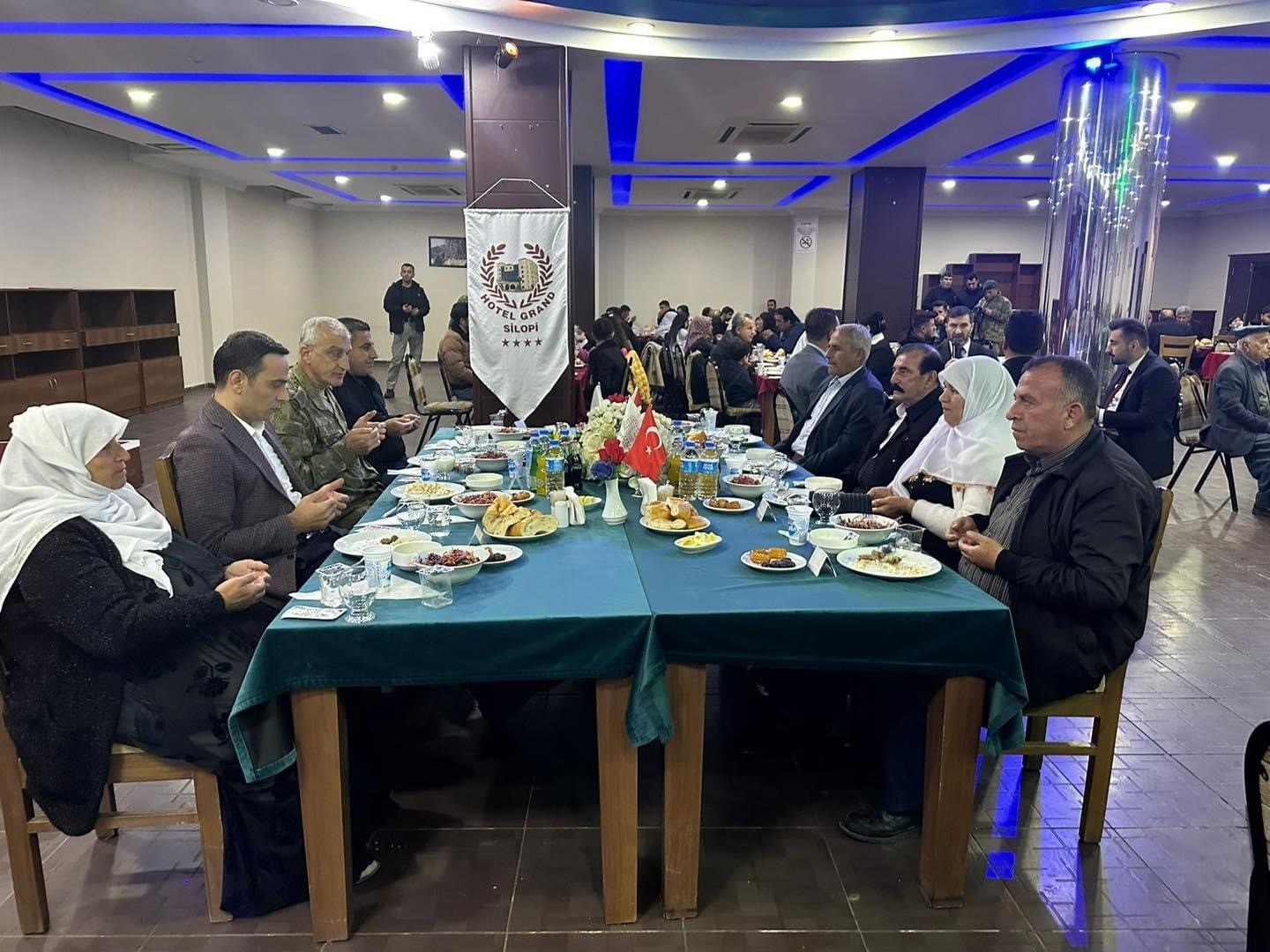 Silopi Kaymakamı şehit aileleri ve gazilerle iftarda bir araya geldi