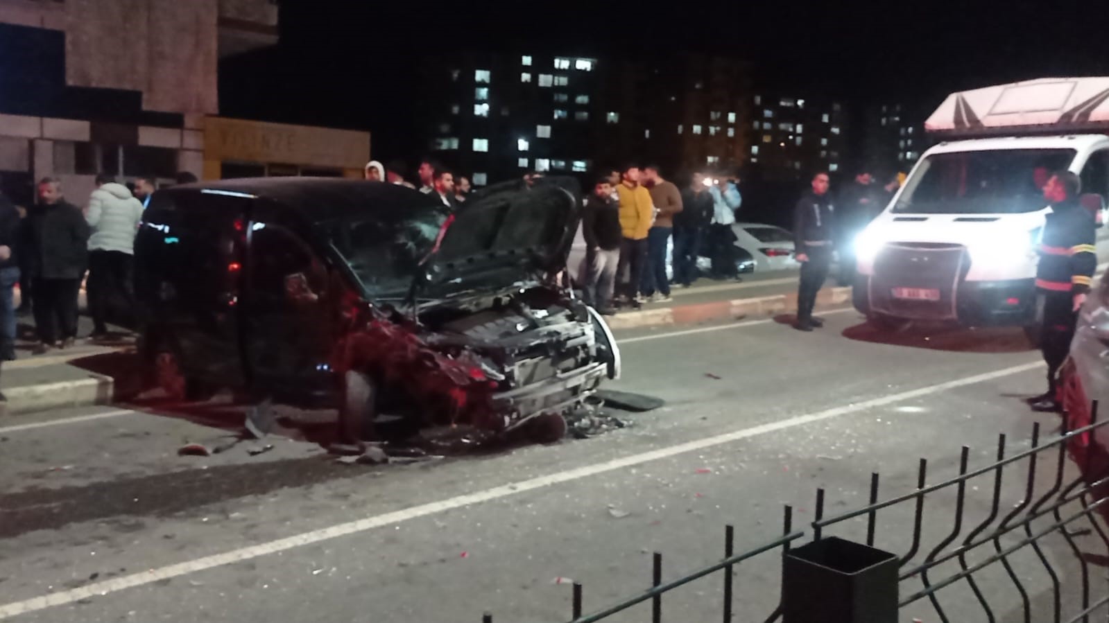 Siirt’te 6 araçlı zincirleme trafik kazası
