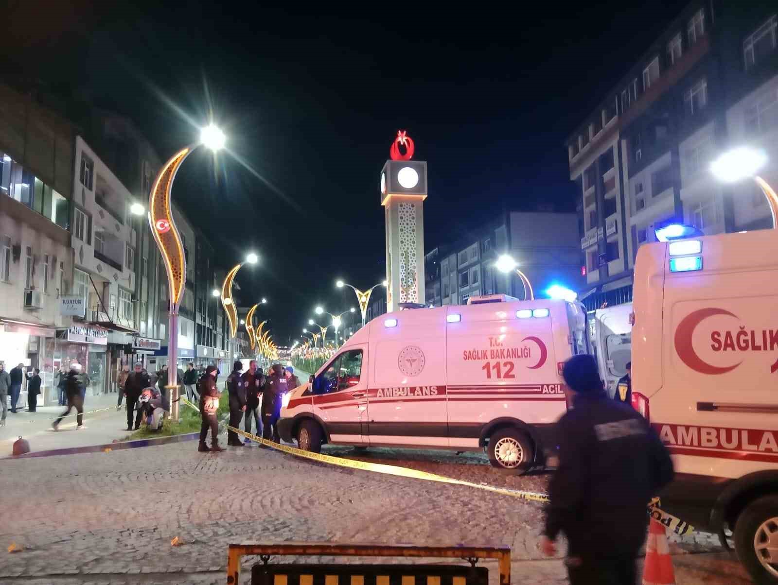 Trabzon’da silahlı kavga: 3 yaralı
