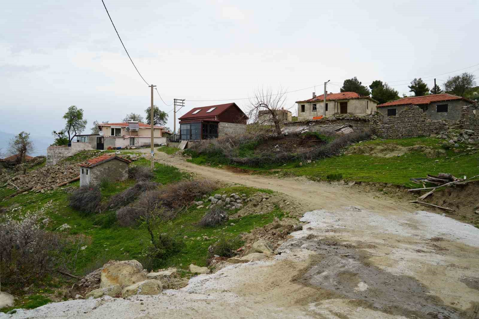 (Özel) Bu mahallede sadece 17 seçmen sandık başına gidecek