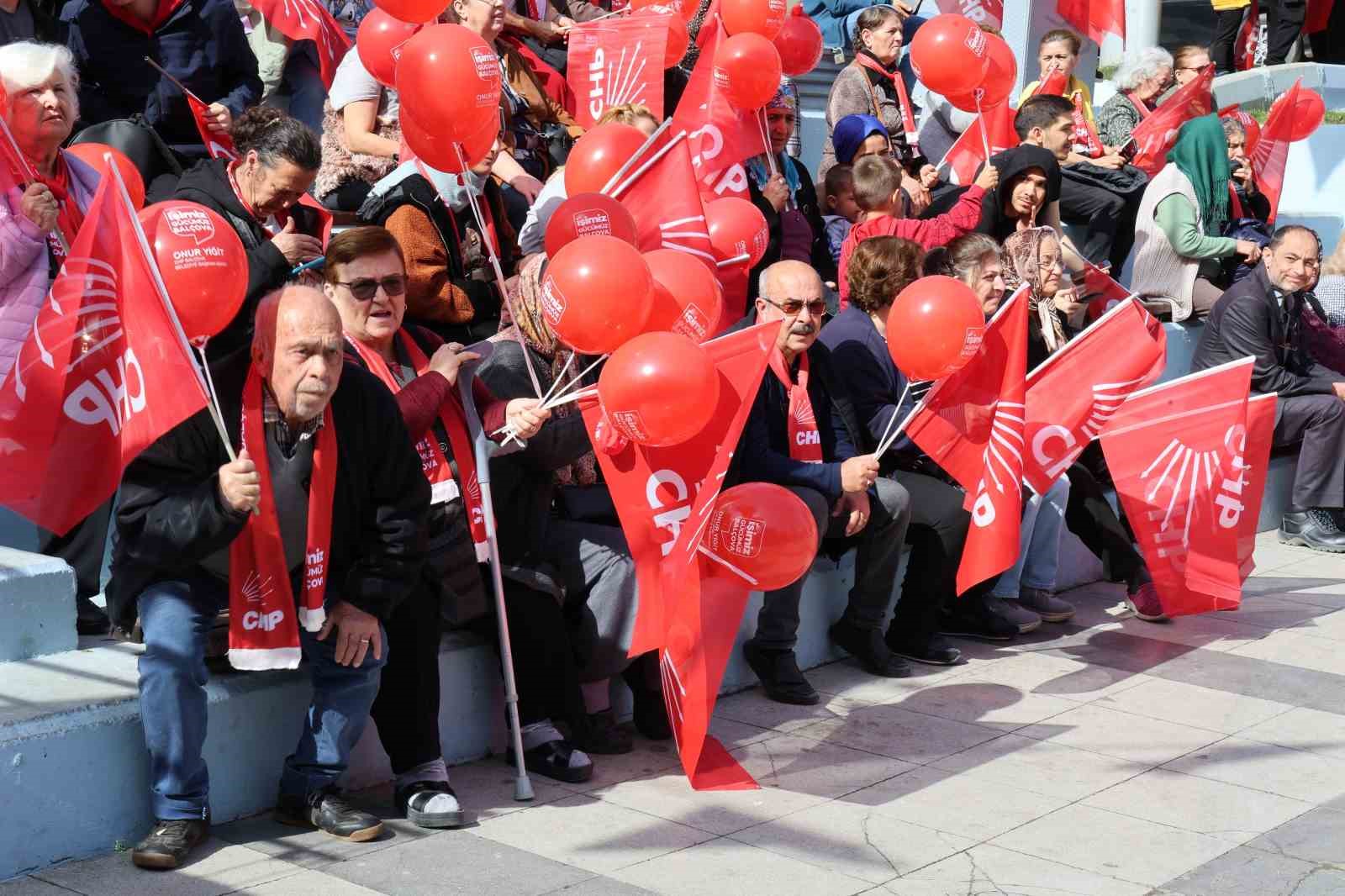 CHP Genel Başkanı Özel, gençleri sandık başına davet etti