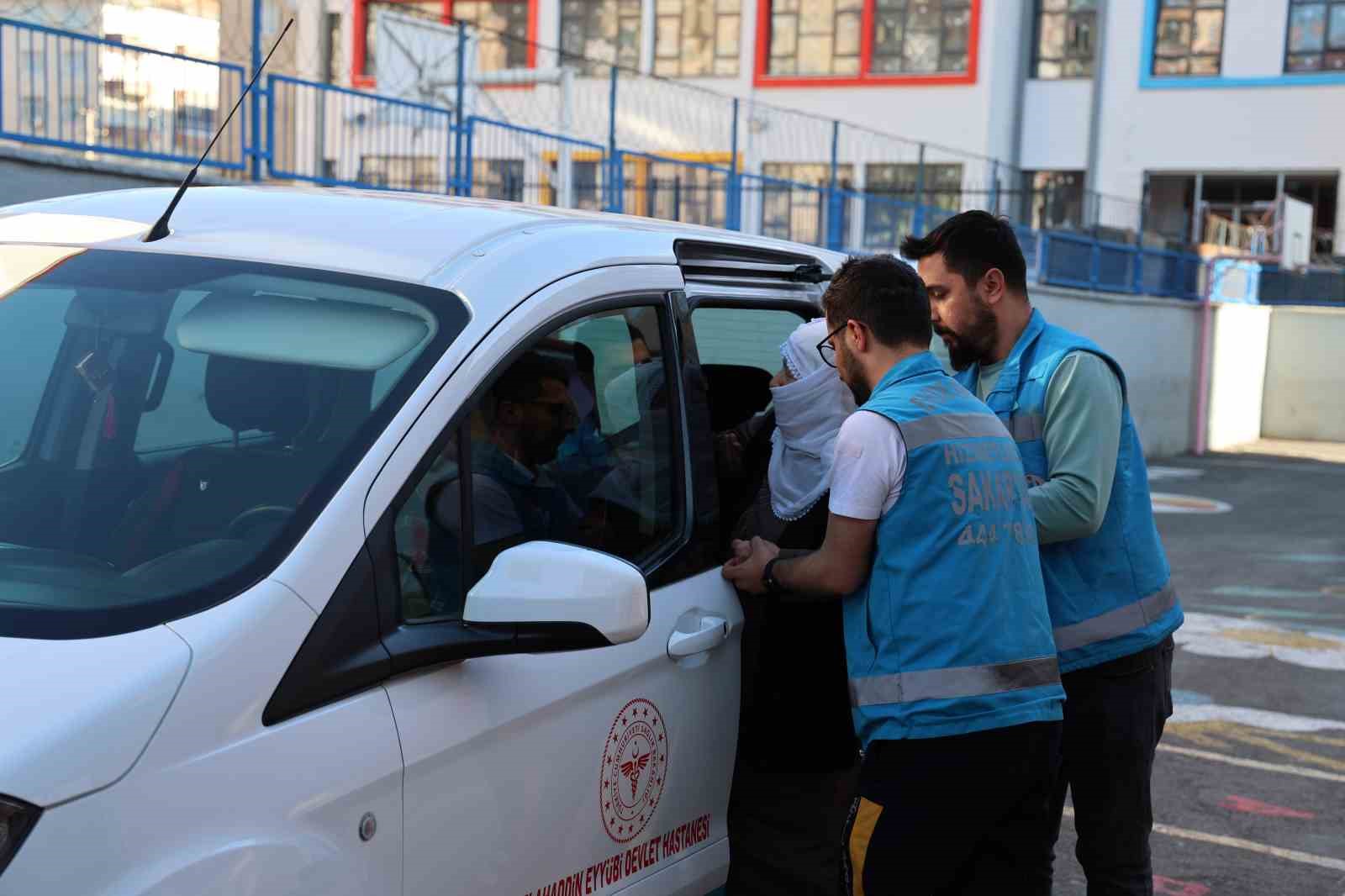 Diyarbakır&rsquo;da yaşlı ve hastalar Evde Sağlık Hizmeti ekiplerinin yardımıyla oylarını kullandı
