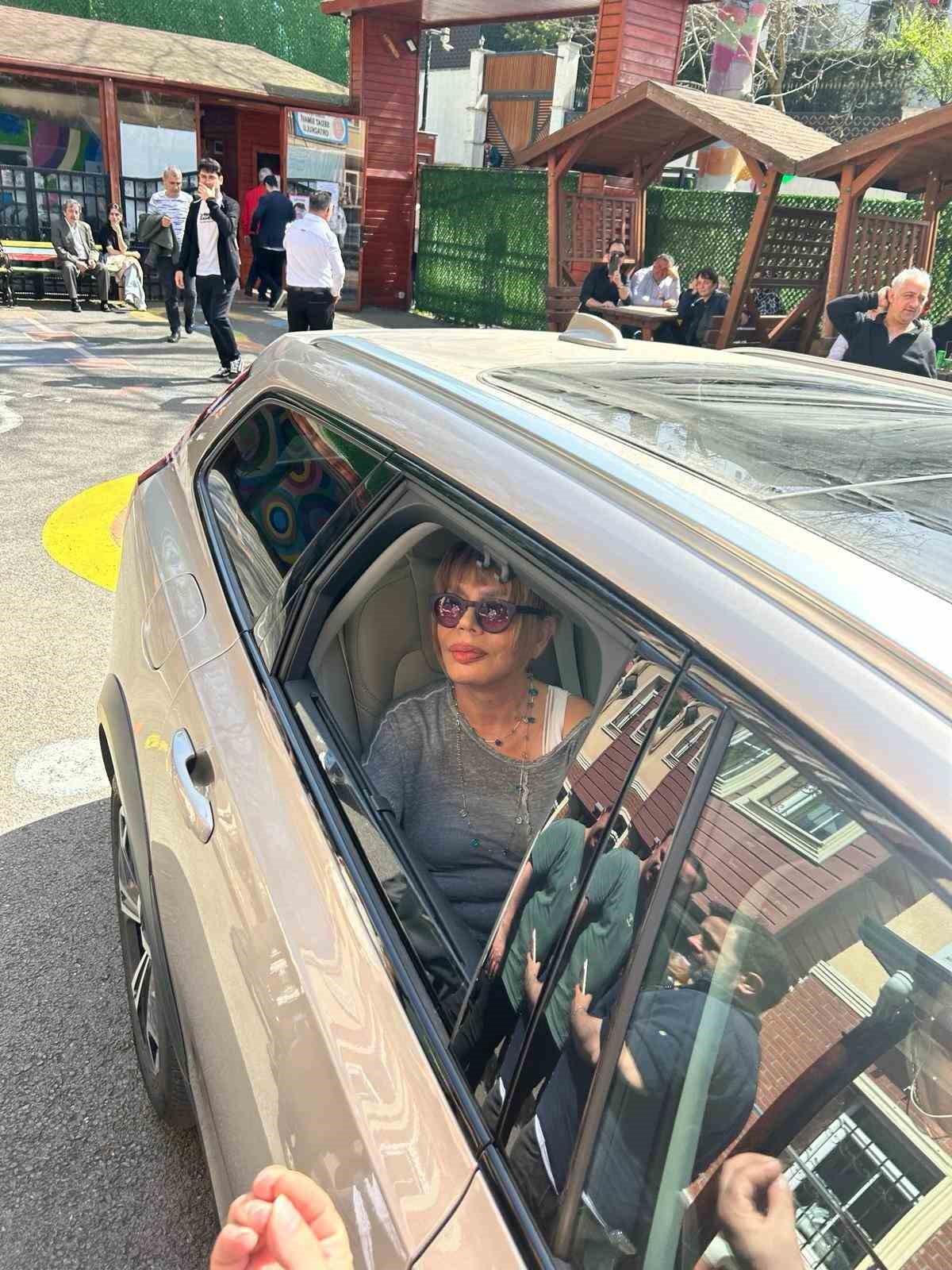 Sezen Aksu oyunu Beykoz’da kullandı