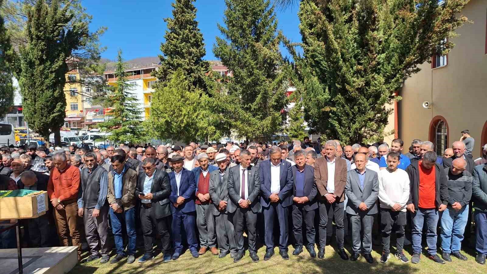 &Ccedil;ankırı&rsquo;daki kazada hayatını kaybedenler Ordu&rsquo;da toprağa verildi
