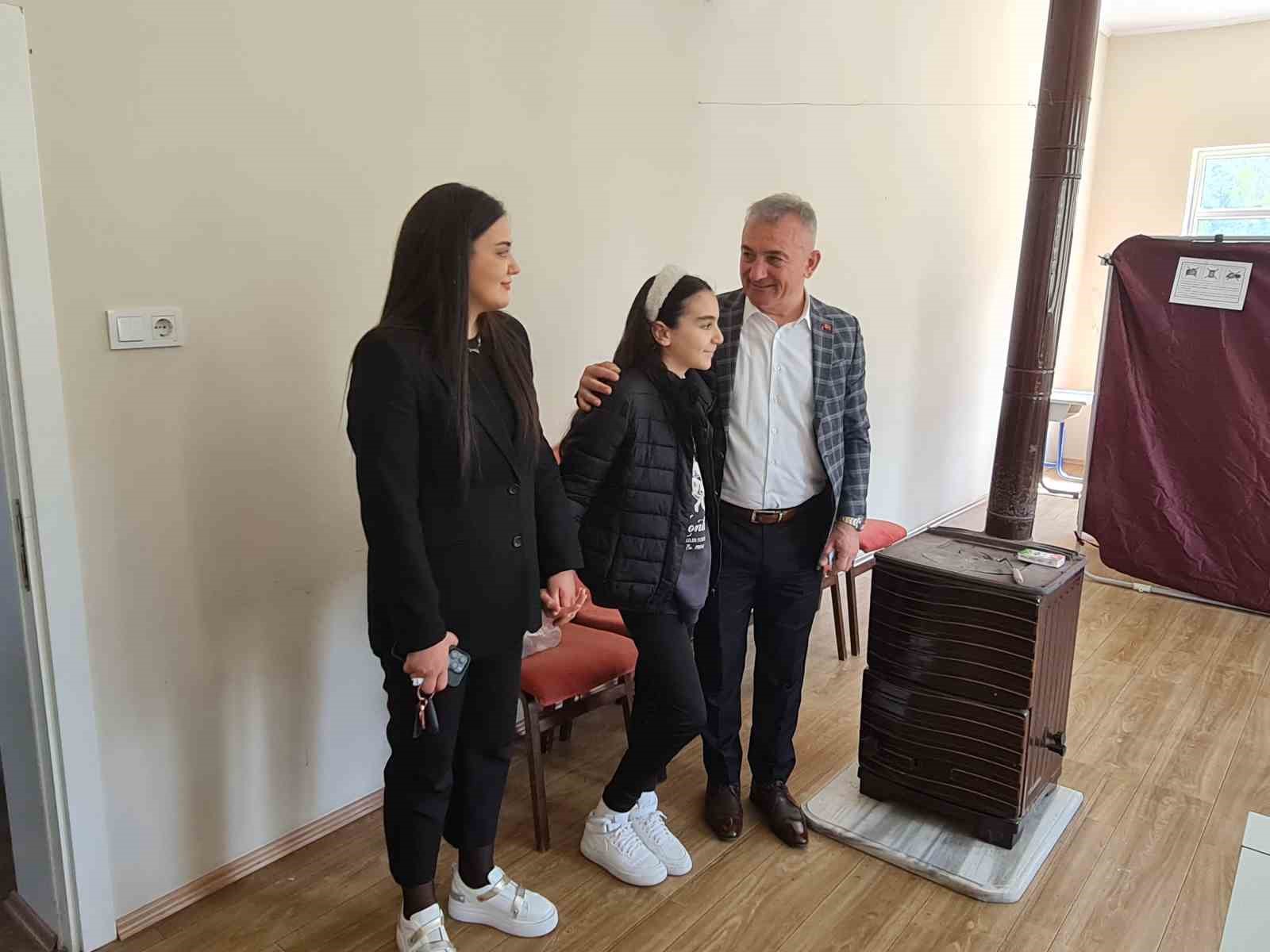 Murat Sesli oyunu kullandı
