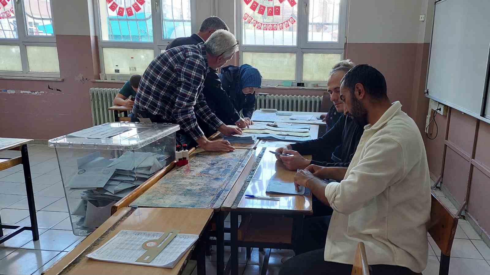 Tekirdağ&rsquo;da oylar sayılmaya başlandı
