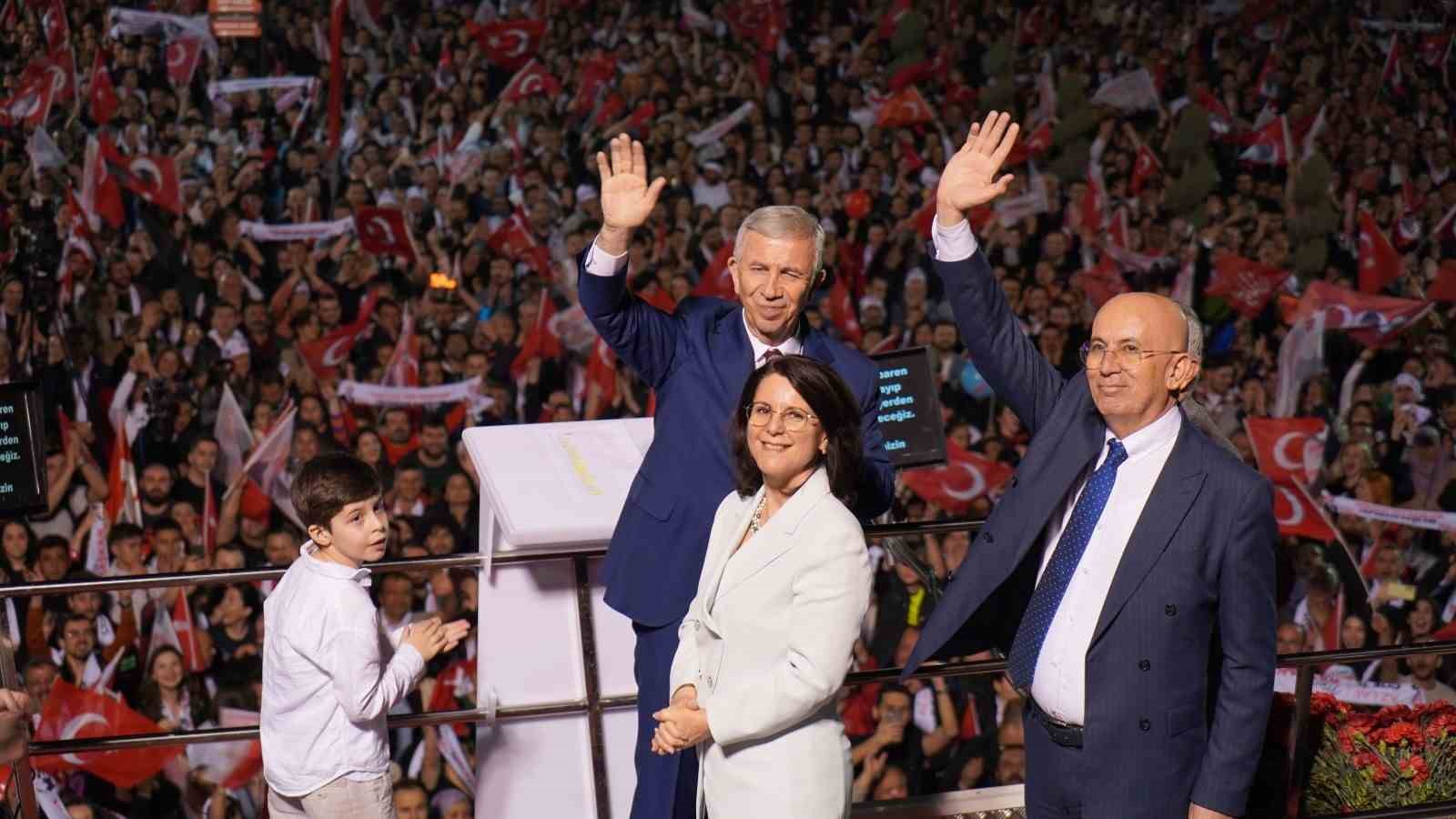 Mansur Yavaş: &ldquo;Bu se&ccedil;imin kaybedeni; siyasi hayatını m&uuml;fteri olarak tamamlayan Turgut Altınok&rsquo;tur&rdquo;
