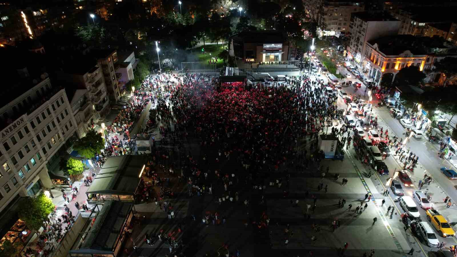 Çok partili siteme geçildikten sonra Manisa’da ilk defa CHP birinci parti oldu 