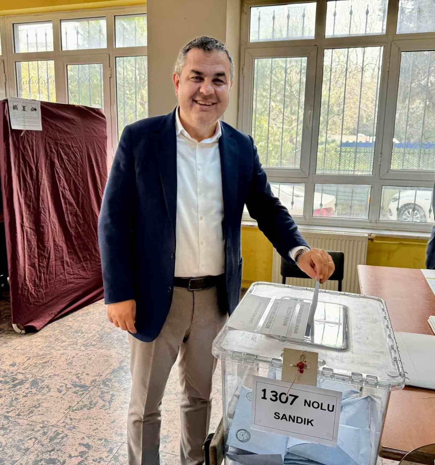 İzmir’de ilginç seçim: Kayınbirader enişteye fark attı
