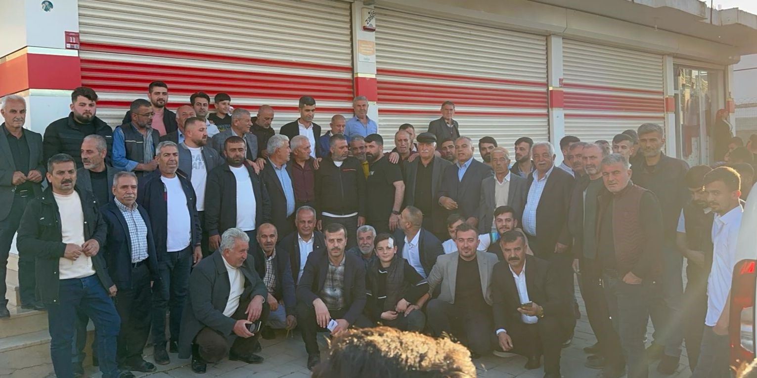 Batman&rsquo;da aşiret lideri &ouml;nc&uuml;l&uuml;ğ&uuml;nde iftar programı d&uuml;zenlendi
