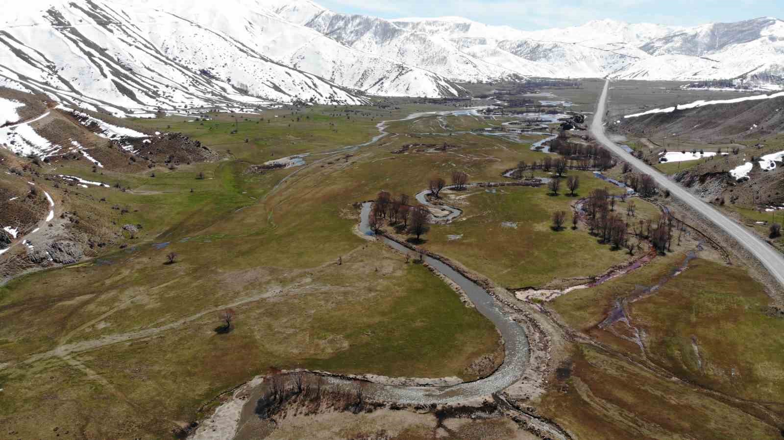 Güzeldere Menderesleri’nin mükemmel manzarası