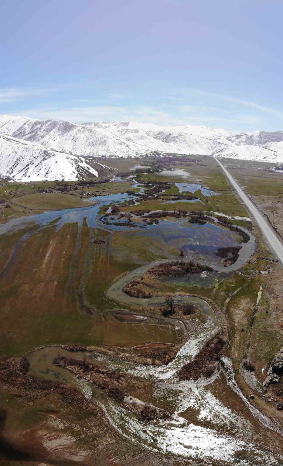 G&uuml;zeldere Menderesleri&rsquo;nin m&uuml;kemmel manzarası
