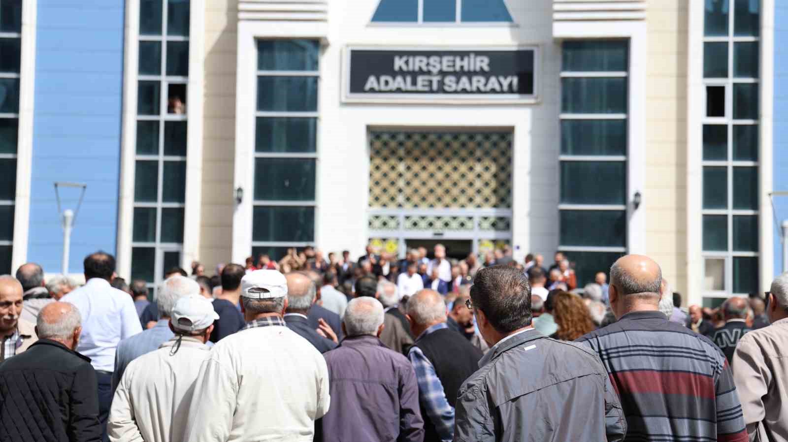 CHP’li belediye başkanından ittifak ortaklarına gönderme
