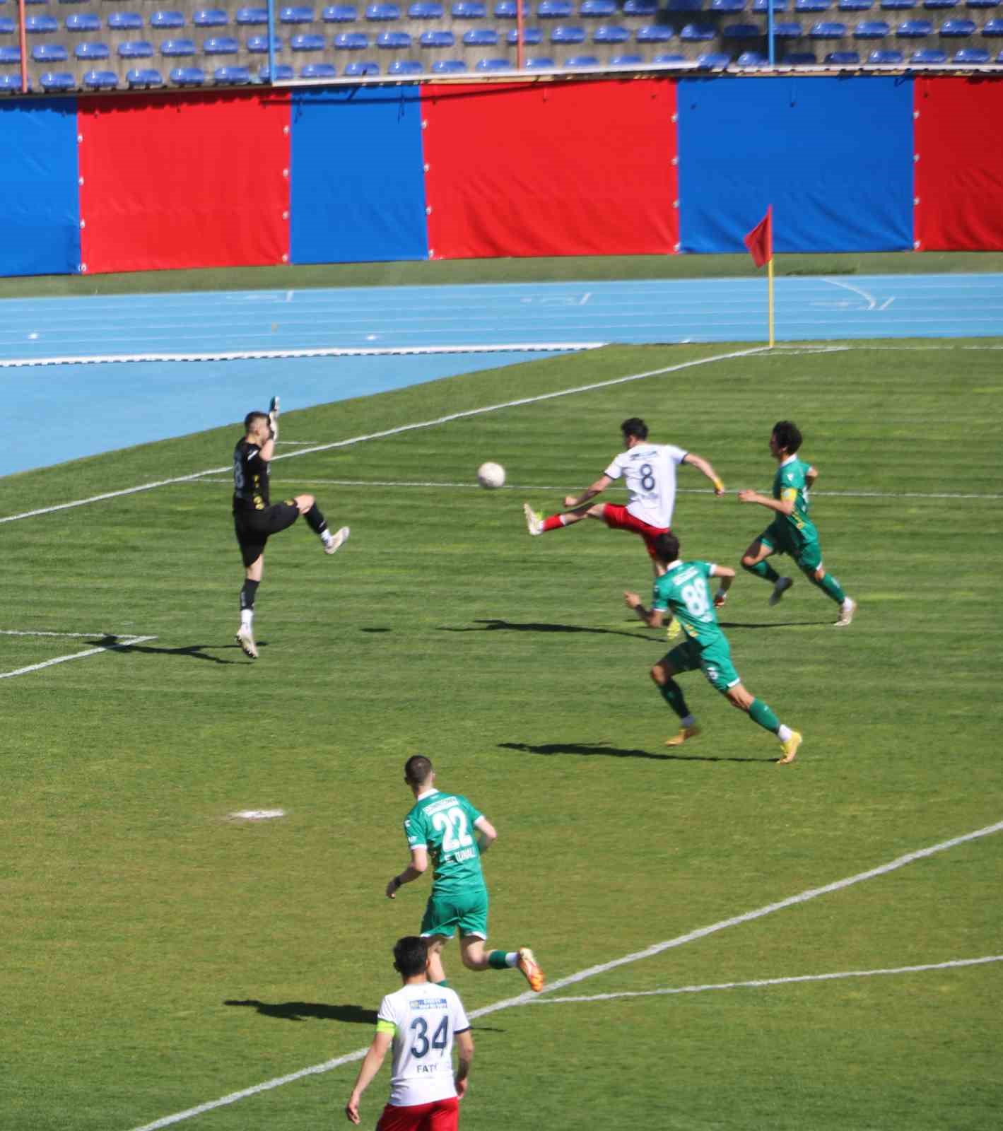 TFF 2. Lig: Zonguldak Kömürspor: 2 - Bursaspor: 0
