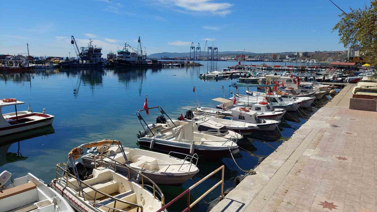 Tekirdağ&rsquo;da balık&ccedil;ılardan erken paydos
