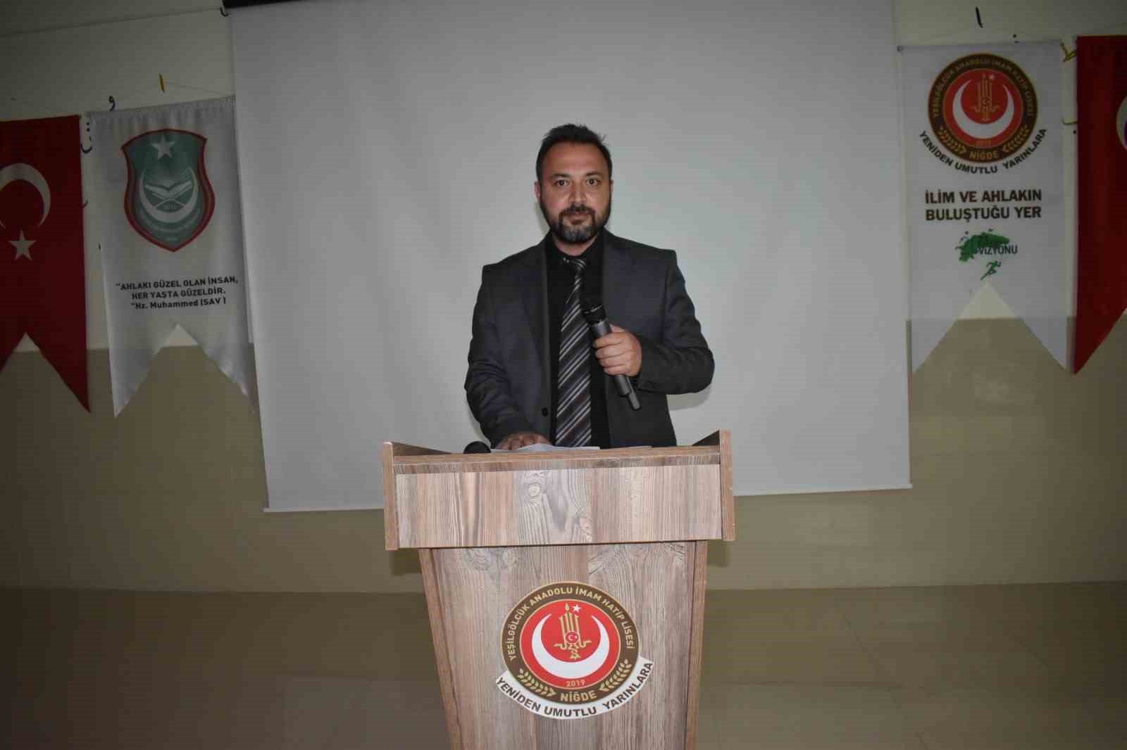 Yeşilg&ouml;lc&uuml;k Anadolu İmam Hatip Lisesi&rsquo;nden bin kişilik iftar yemeği
