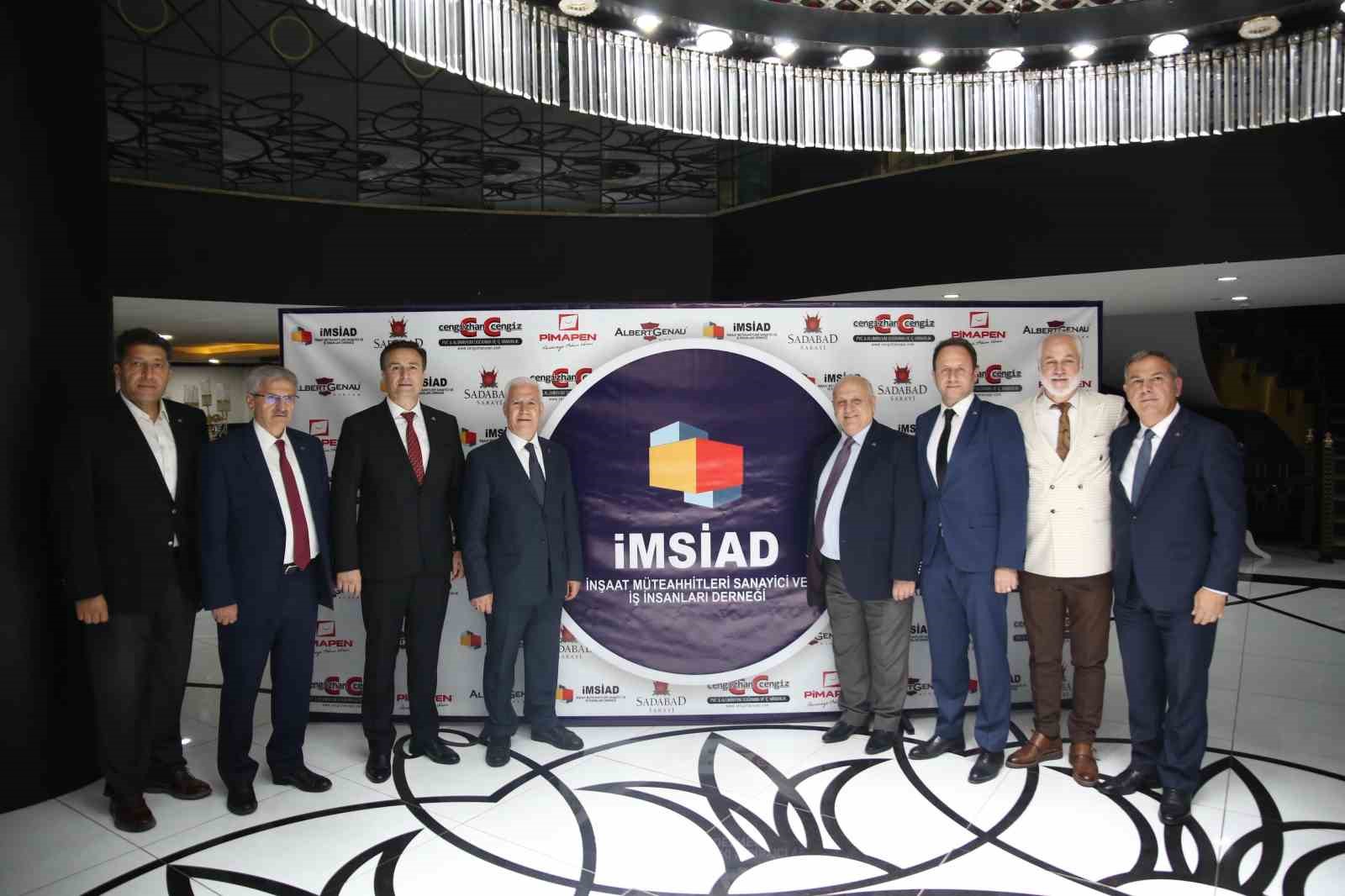 Mustafa Bozbey: "Şehri yeniden planlamak zorundayız"