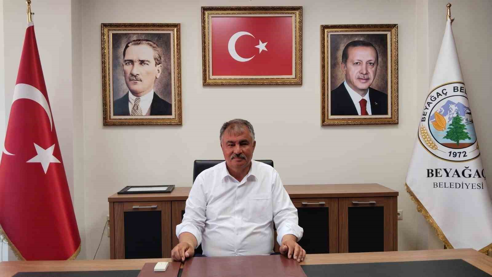 Beyağaç’ta Akçay 3 dönem sonra görevini Başkan Pütün’e devir etti