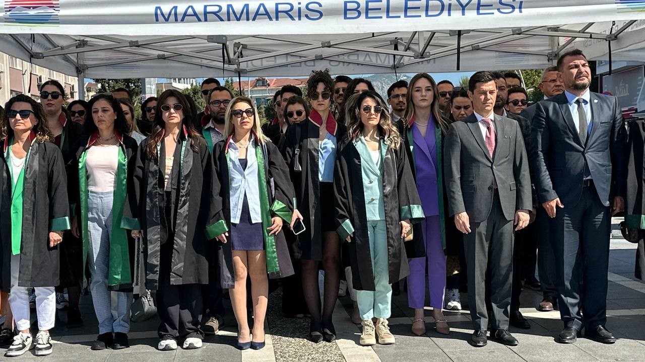 Marmarisli avukatlar g&uuml;nlerini kutladı
