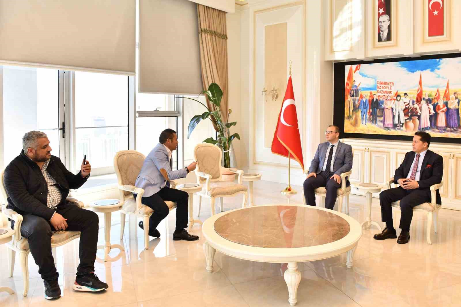 Esenyurt Kaymakamı Çobanoğlu’ndan, Başkan Özer’e ziyaret