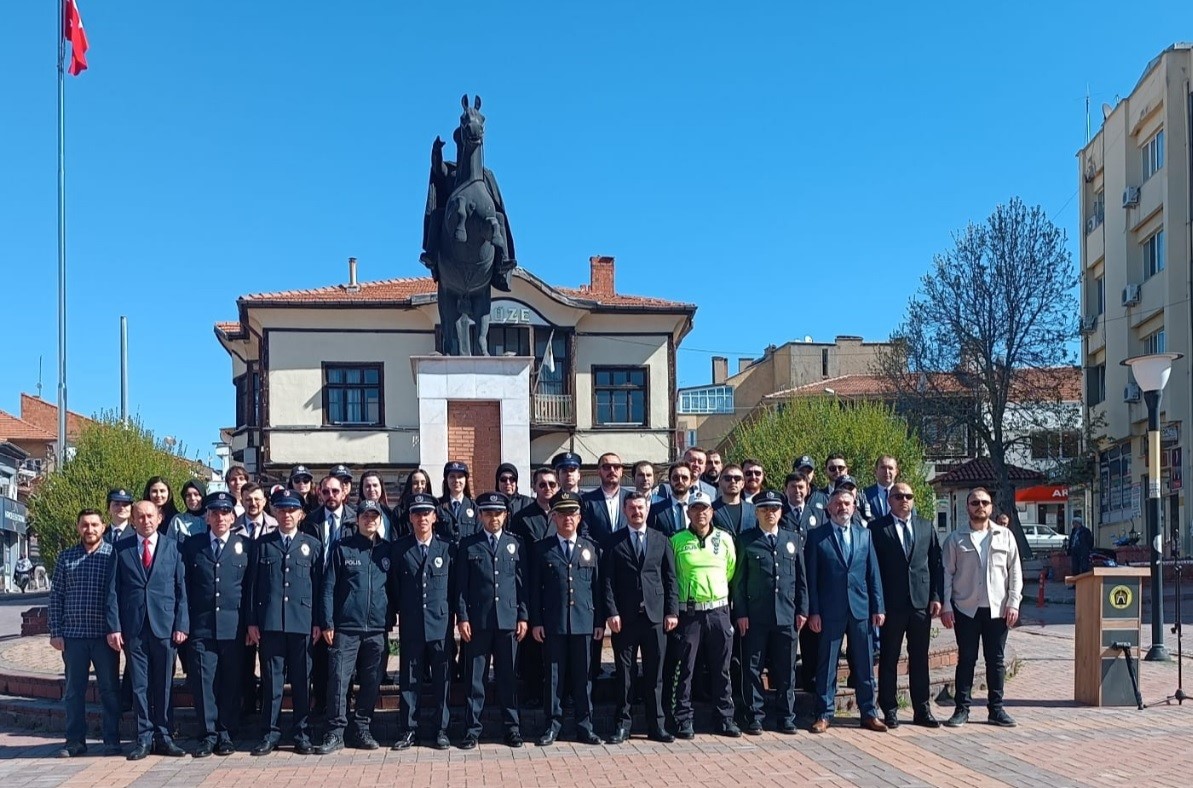 Tavşanlı&rsquo;da polis haftası &ccedil;elenk sunumu ile başladı
