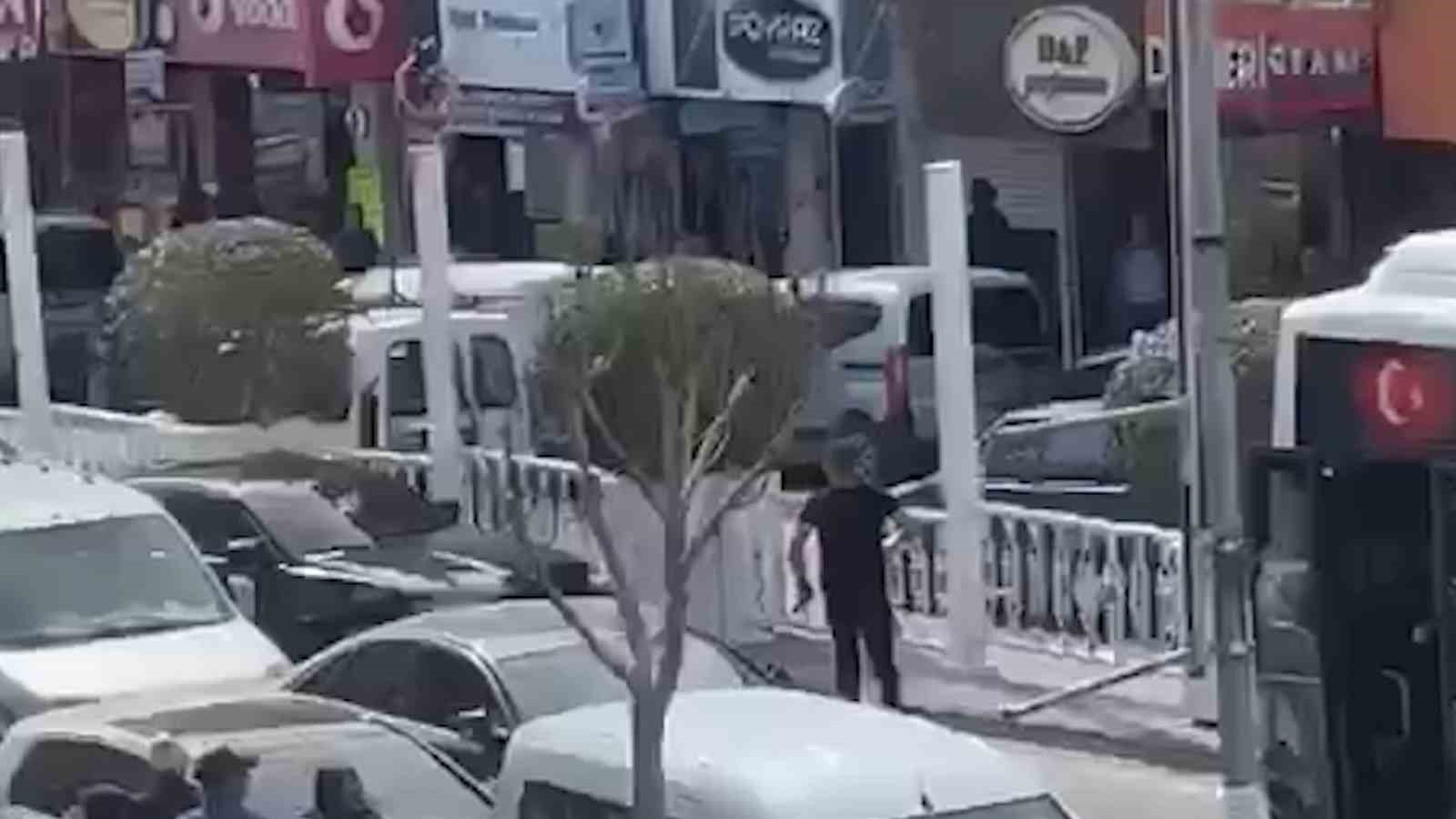 Yol verme tartışması kanlı bitti
