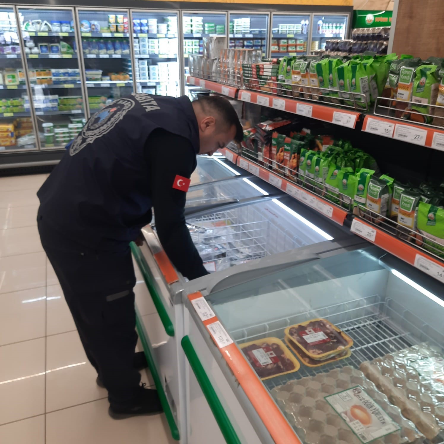 Market ve pastaneler mercek altında
