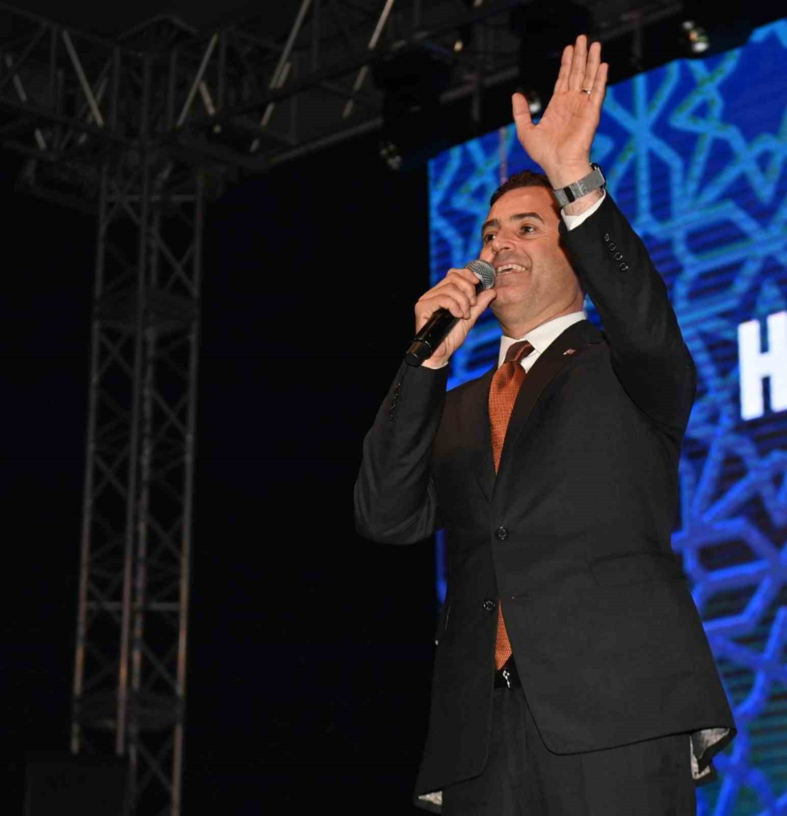 Binlerce Balıkesirli Başkan Akın&rsquo;ın misafiri oldu
