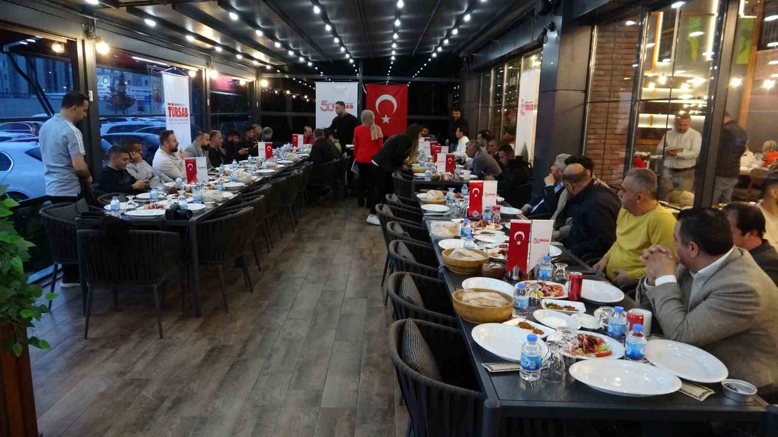 TÜRSAB acentelerle iftarda buluştu