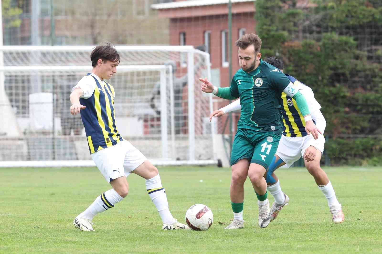 Fenerbahçe U19 takımı evinde Giresunspor’u 4-1 mağlup etti
