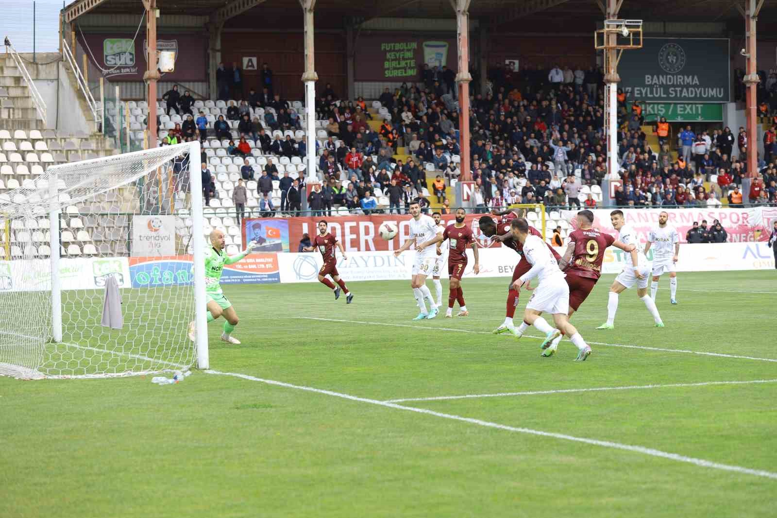 Trendyol 1. Lig: Bandırmaspor: 1 - Manisa Futbol Kulübü: 1
