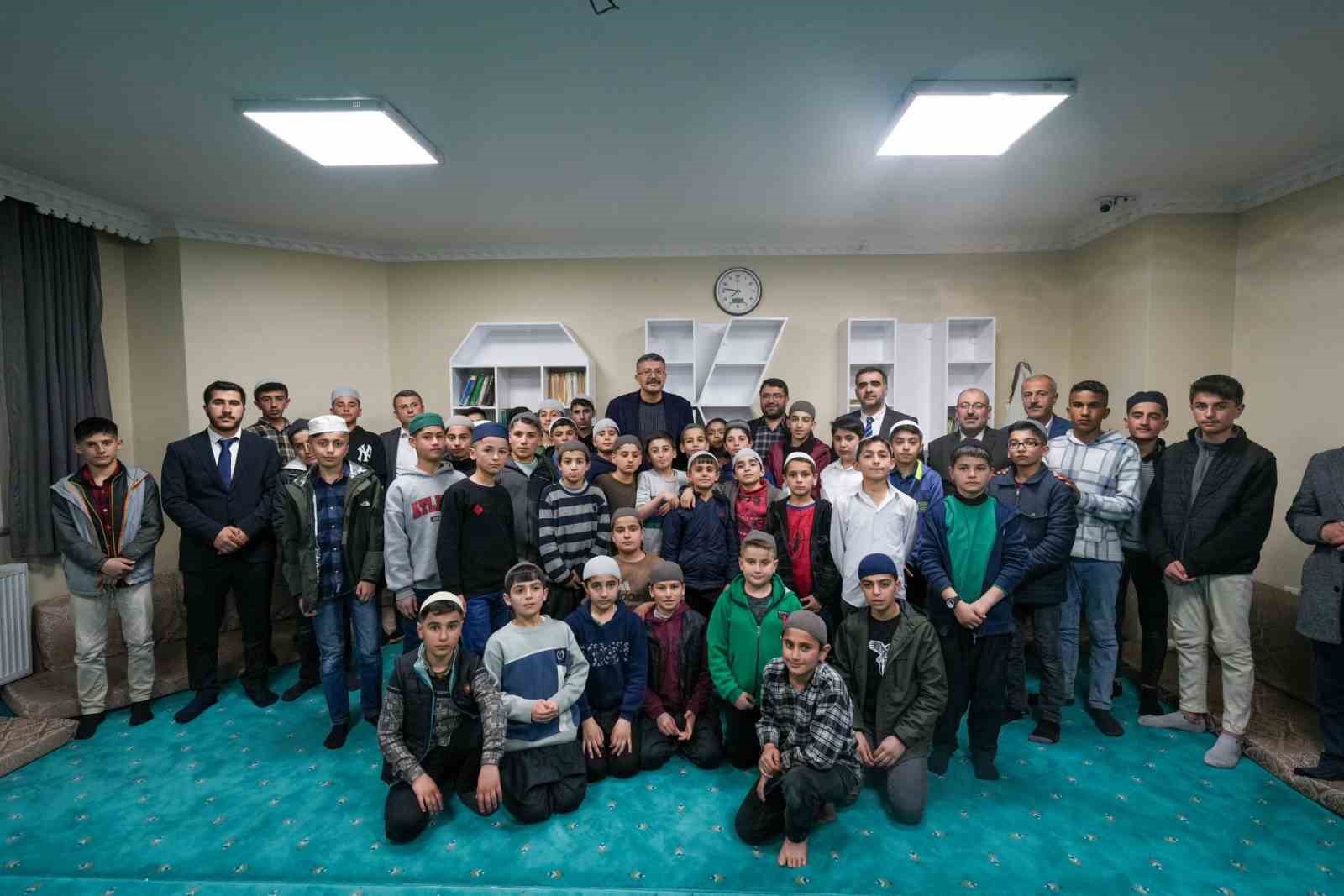 Vali Ali Çelik’ten öğrencilere İstanbul gezisi sözü