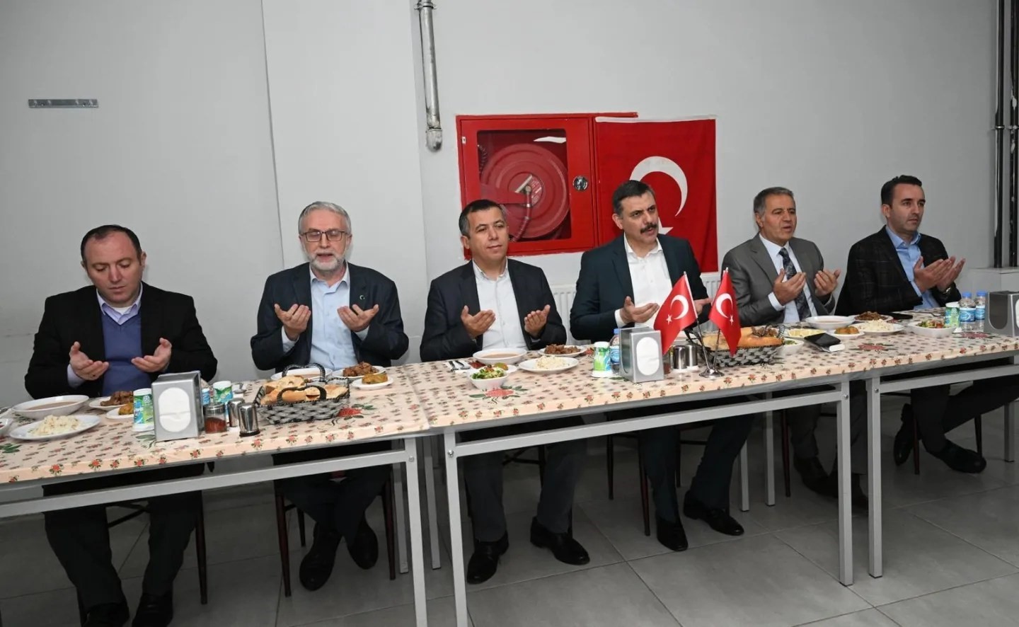 Çocuklarla iftar bereketi