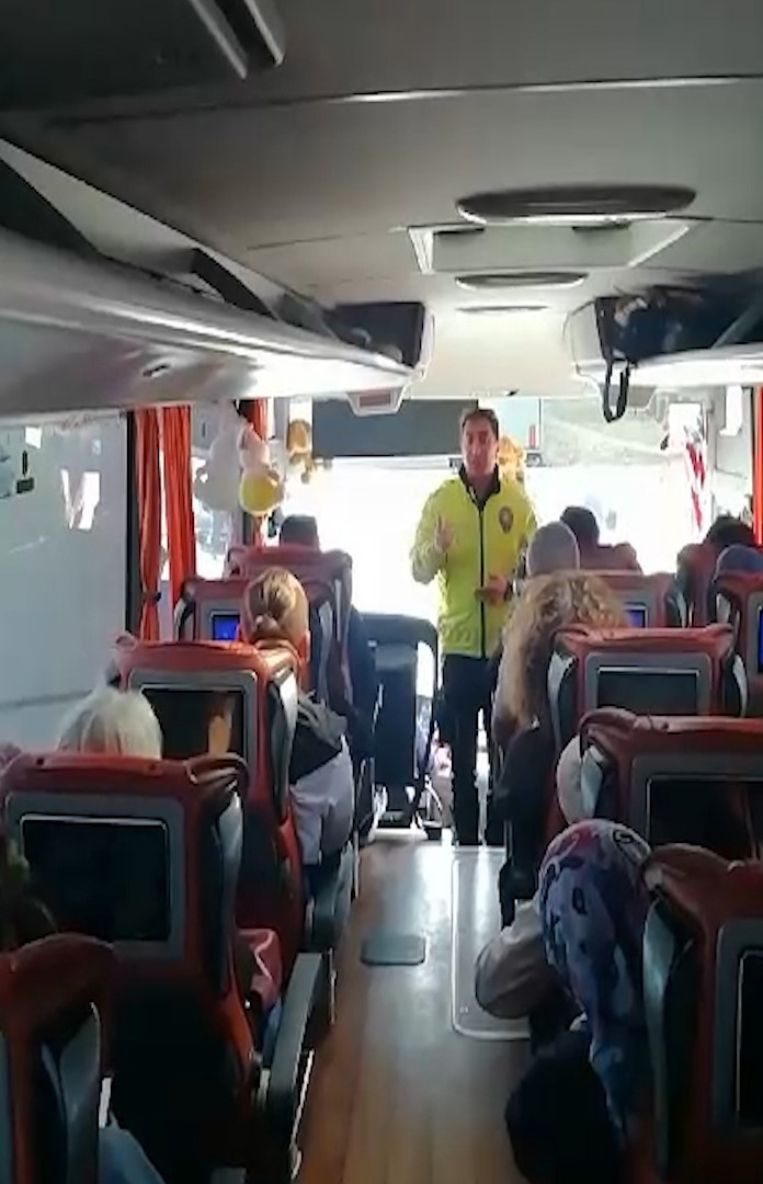 Niğde’de bayram tatiline çıkan sürücülere uyarı