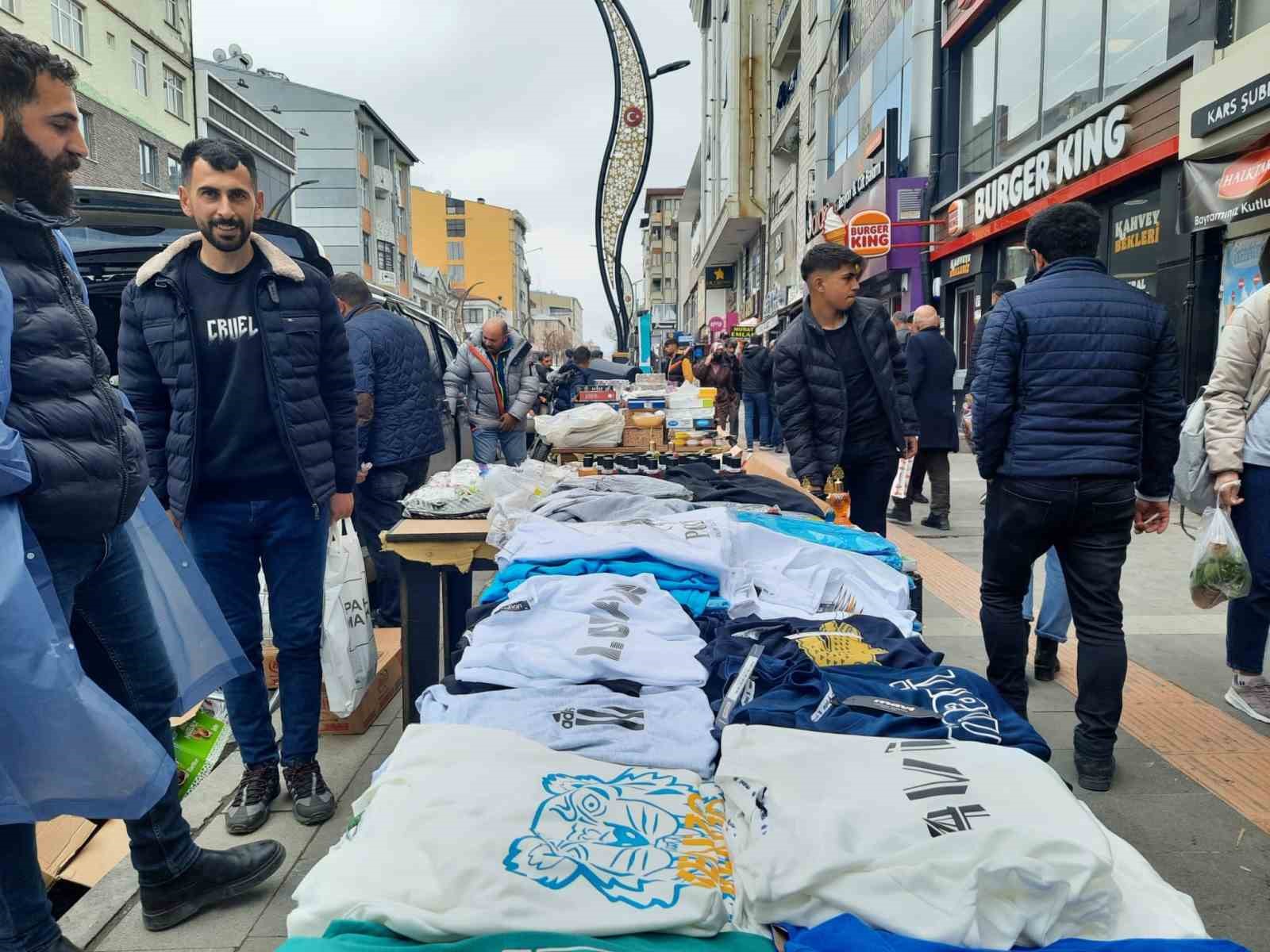 Kars&rsquo;ta Ramazan Bayramı yoğunluğu

