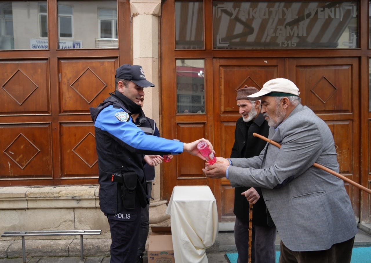 Bayburt’ta şehitler için mevlit okutuldu
