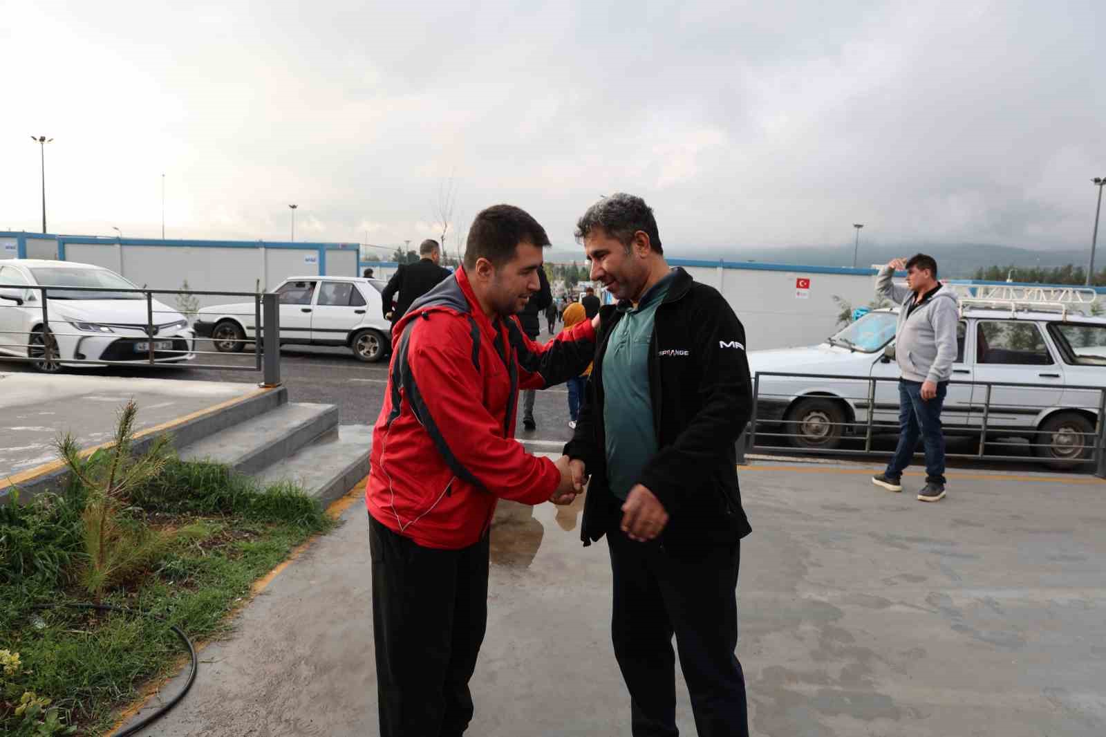 Konteyner kentlerde buruk bayram
