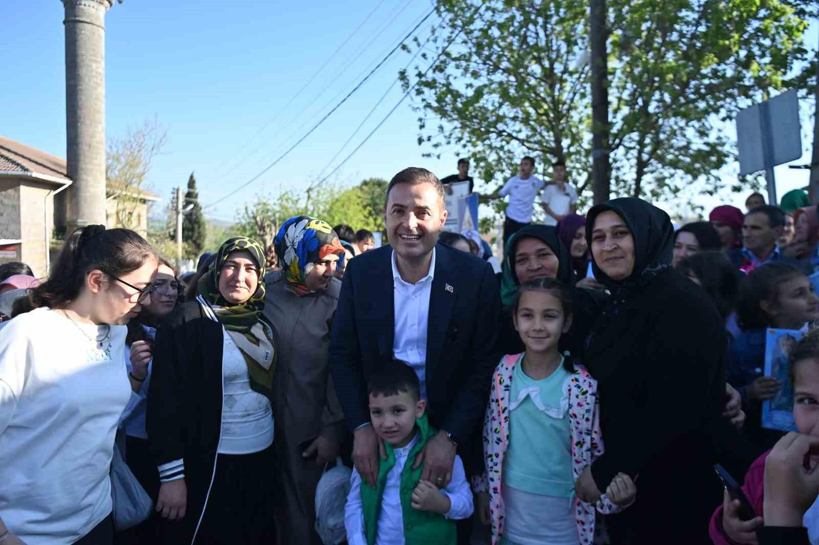 Başkan Ahmet Akın’a Susurluk ve Karesi’de coşkulu karşılama

