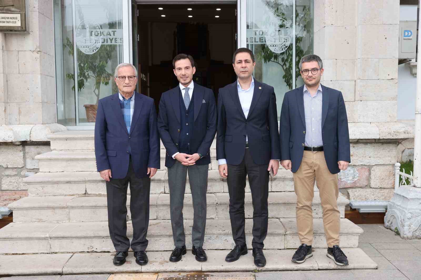 Başkan Yazıcıoğlu’na amcasından ziyaret

