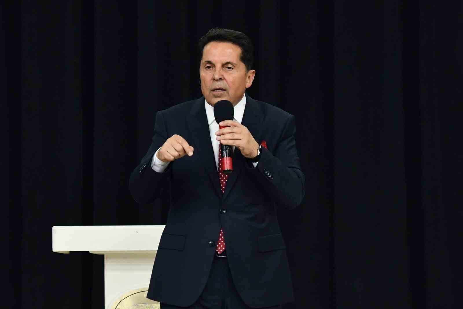 Esenyurt Belediye Başkanı Özer, önceki dönem Belediye Başkanı Bozkurt’un paylaşımları ile ilgili açıklama yaptı