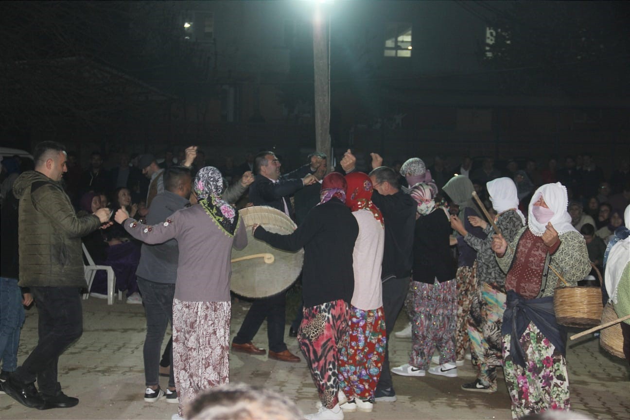Çanakkale’de 80 yıllık bayram geleneği yaşatılıyor