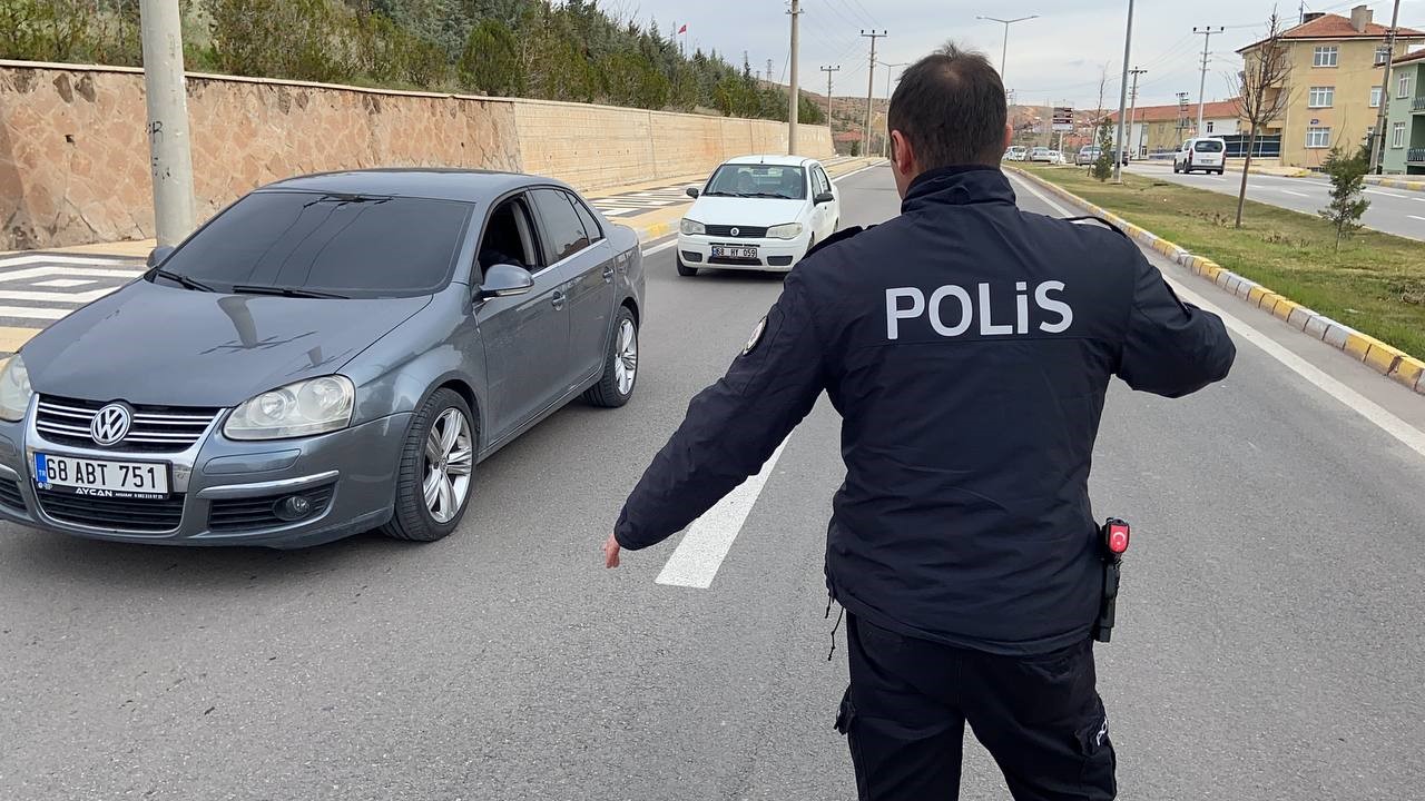Aksaray&rsquo;da polisler bayram denetiminde
