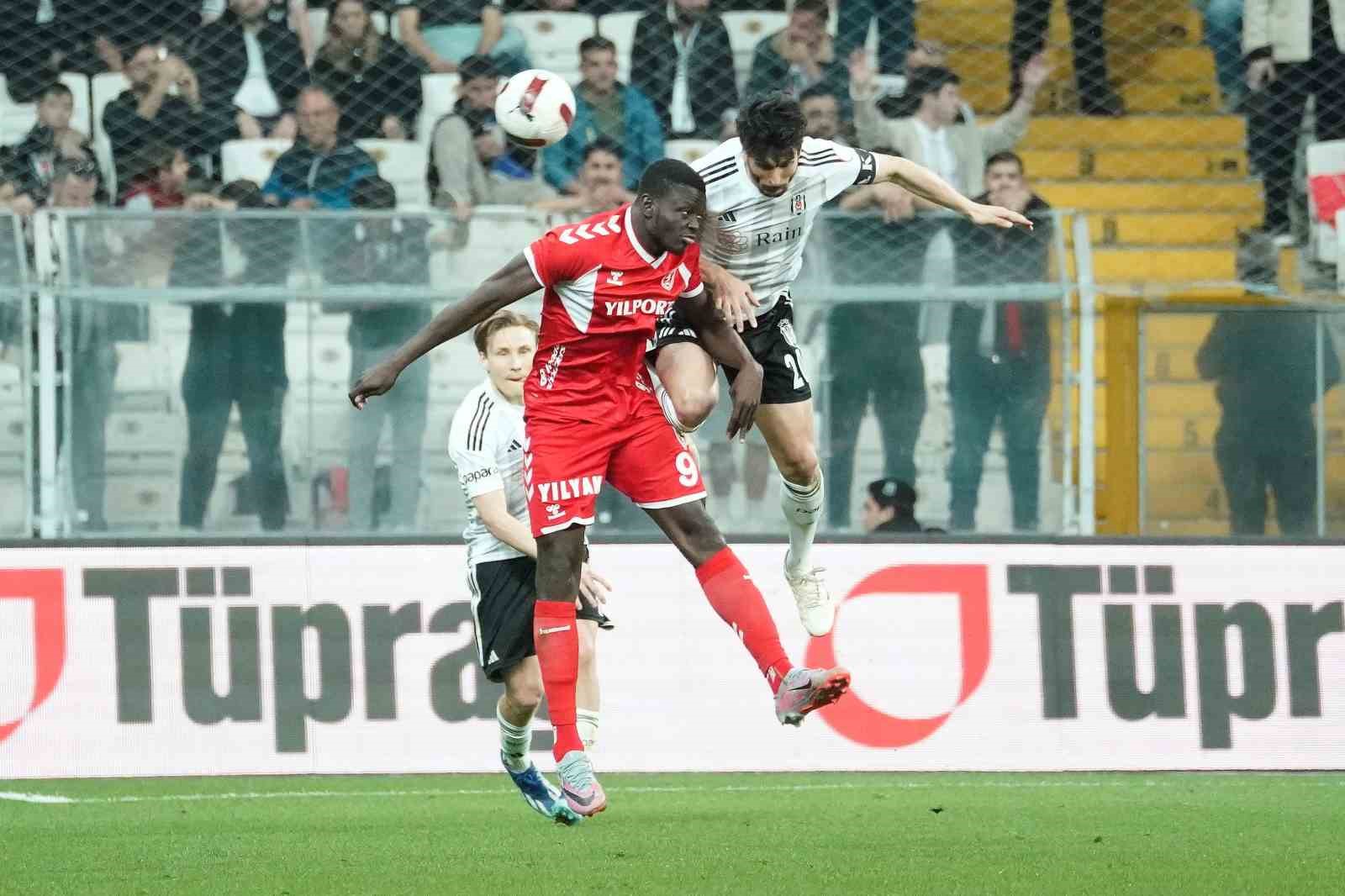 Trendyol Süper Lig: Beşiktaş: 1 - Samsunspor: 1 (Maç sonucu)
