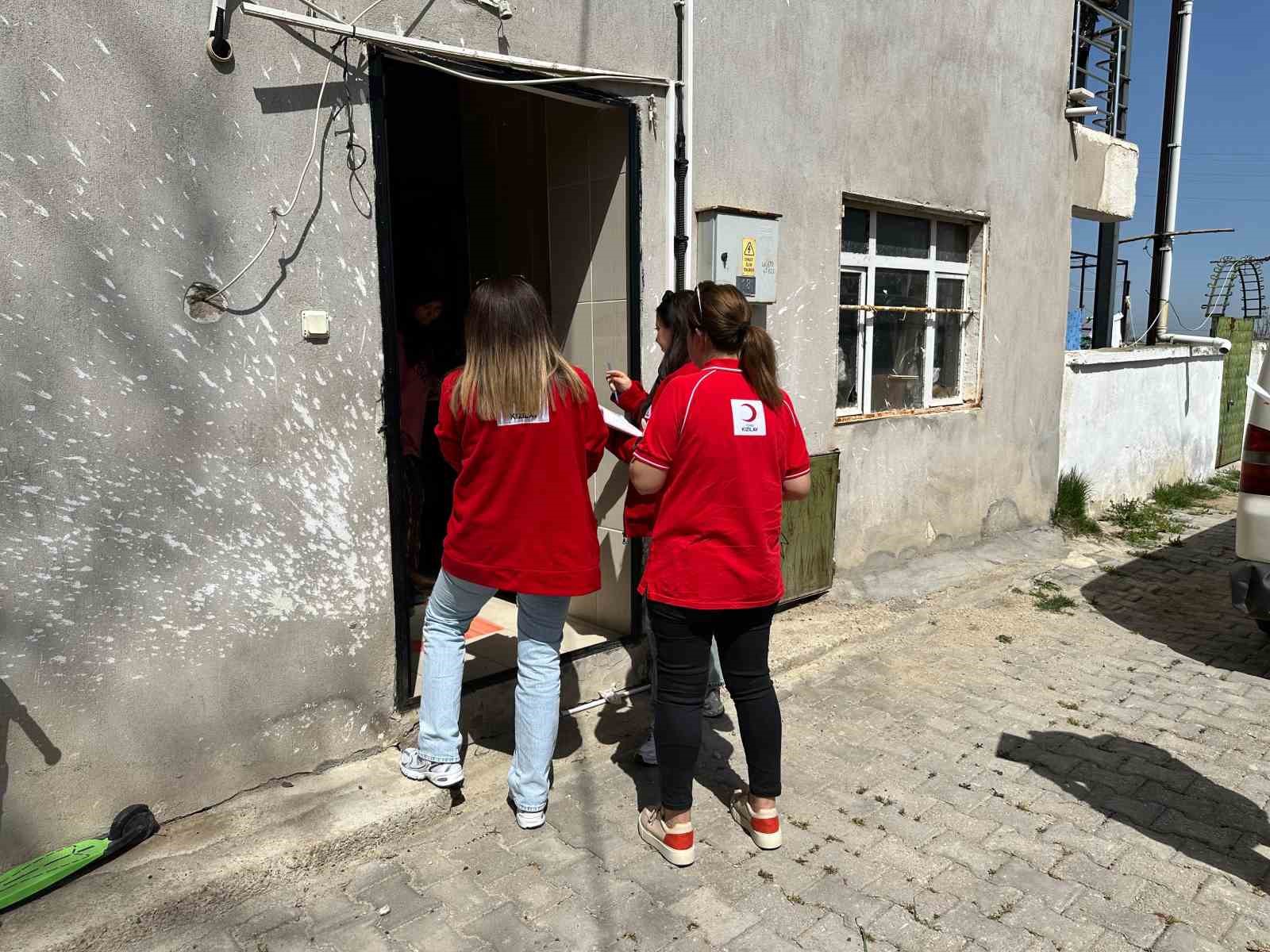 Türk Kızılay Manisa’da 12 bin aileye 20 milyonluk yardım yaptı
